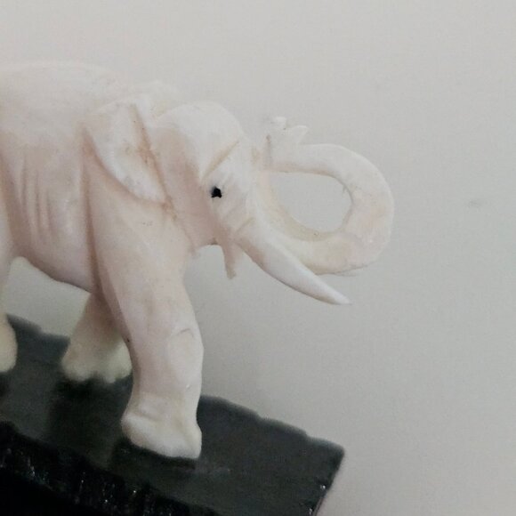 Vintage Small Carved Genuine Ivory Figure on Black Wood Stand, Made in Hong Kong - Picture 9 of 9